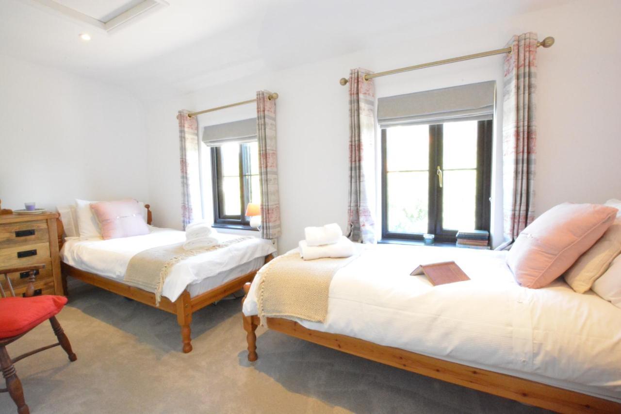 Pine Cottage Woodbridge Ngoại thất bức ảnh